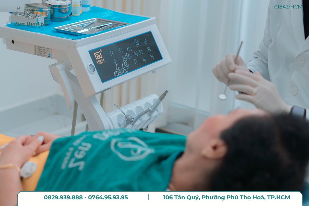 Thăm khám điều trị các bệnh lý trước khi bọc răng sứ